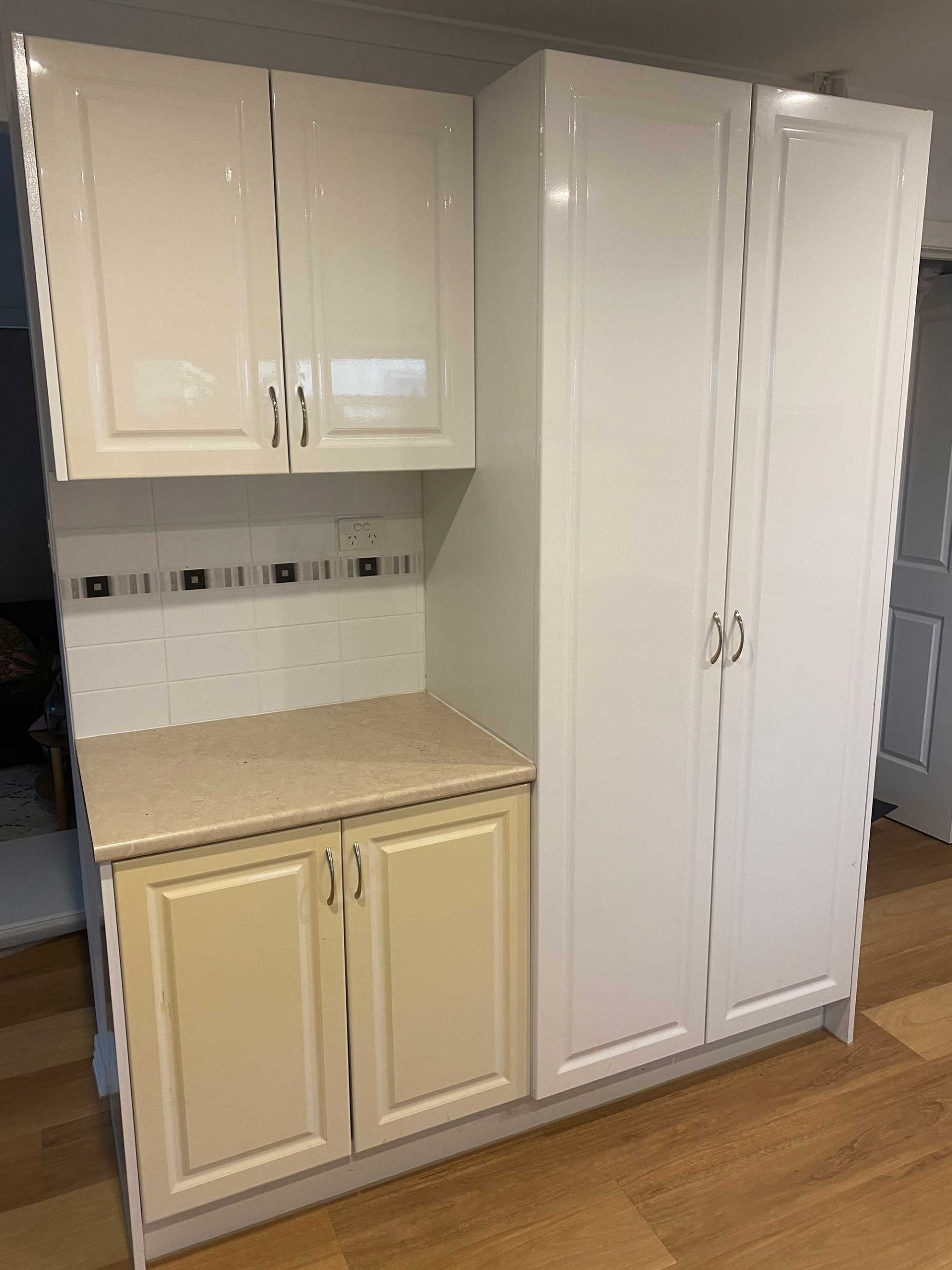 Kitchen Laundry Updated Doors Flat Pack Wizard   Kitchen Refresh Door Change Before1 Scaled 